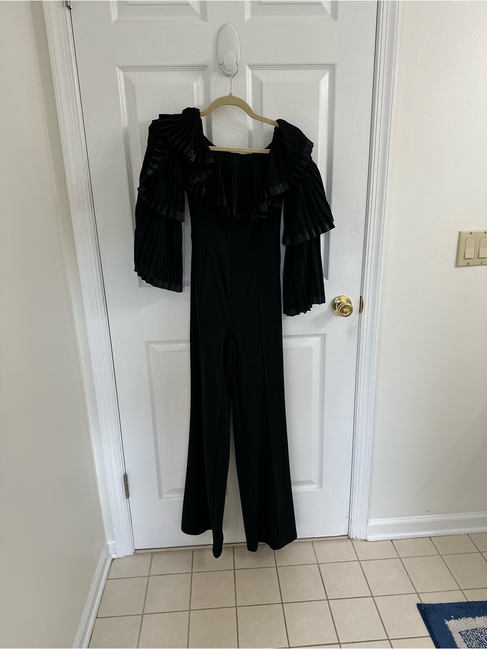 Black Off-Shoulder Wide-Leg Jumpsuit with Pleated Ruffle Sleeves
